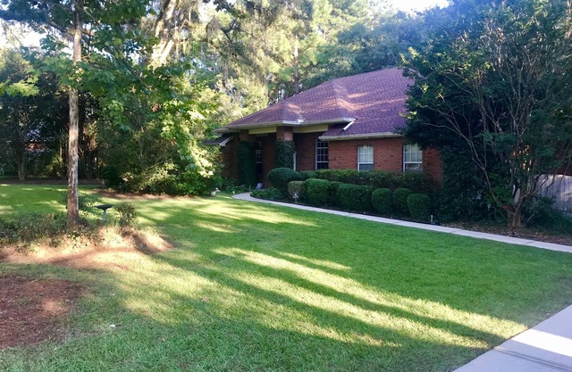 UPSCALE NE TALLAHASSEE QUIET, SECURE RESIDENCE FULLY EQUIPPED