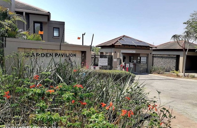 Uptown Apartments - Garden Pavilion