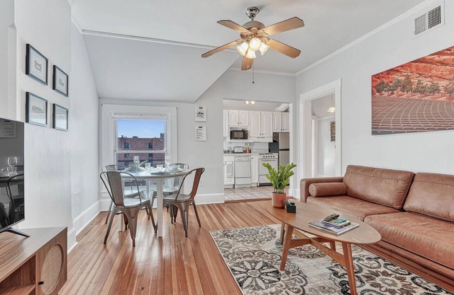 Uptown Condo in Heart of Denver