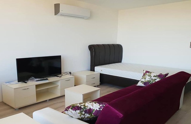 Uptown park residence estudio de lujo ref. No. A57