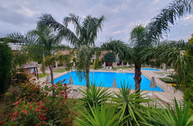 Urania Luxury Suite with pool view -Loutra Resort