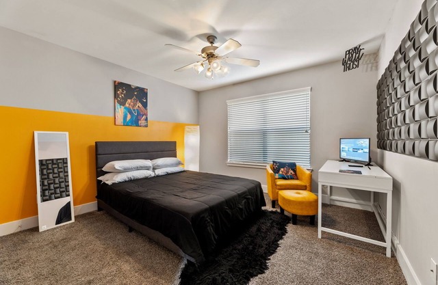 Urban 3BD Beauty w King, Pool Table, Wifi, Family Friendly, 610/NRG/Mall/Med Ctr