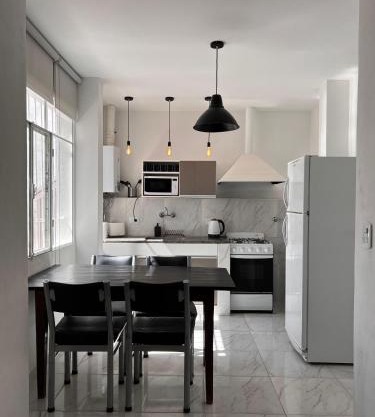 URBAN 483