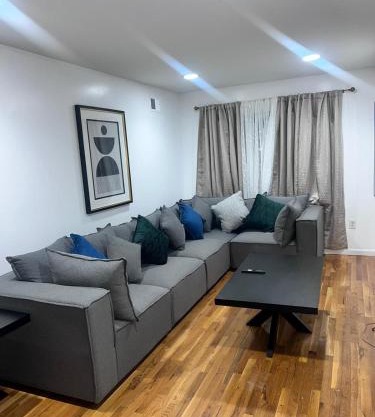 Urban beautiful home Jersey City 15 mins from NYC 15 mins from Newark airport