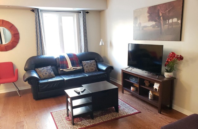 Stylish Liberty Village Townhouse