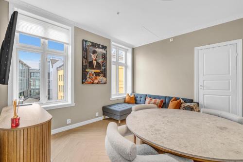 Urban Elegant Apartment