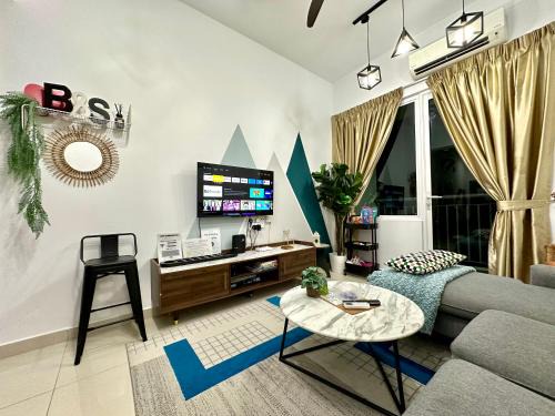 Urban Gateway Homestay# Bangi#Wifi 300Mbps#Netflix