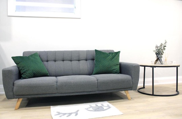 Urban Haven: 2BR/2BA+Office, Kitchen, Dining