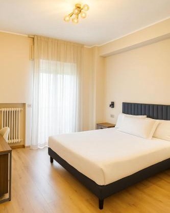 Urban Hotel