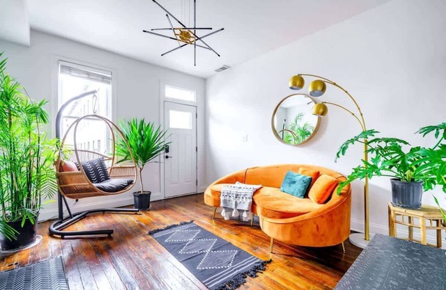 Prime Location - Urban Jungle - Parking Free - Pet
