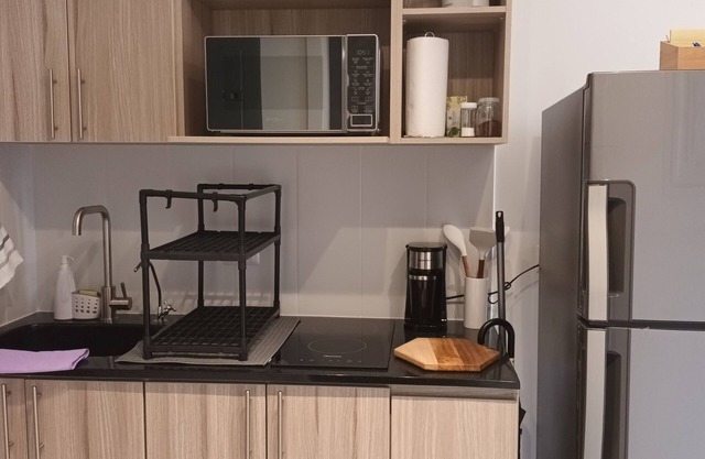 Urban Minimalist Apartment Zone 10 gym, worskpace, terrace on site