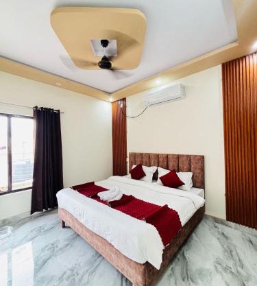 UrbanOak HOMESTAY