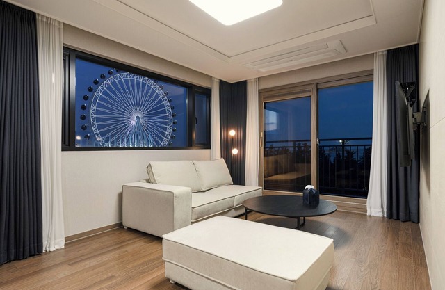 Urbanstay Sokcho Beach AB