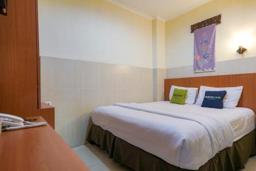 Urbanview Hotel 58 Bintaro