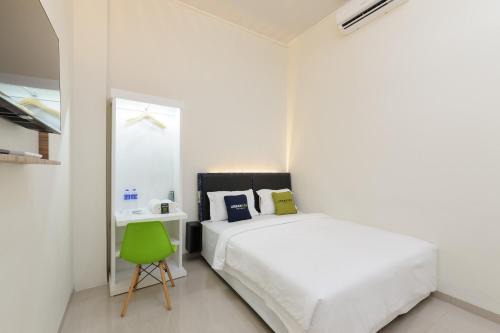 Urbanview Hotel Binwa Syariah Lampung by RedDoorz