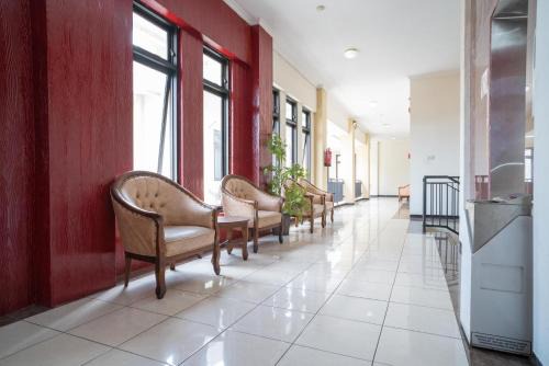 Urbanview Hotel de Kopen Malang by RedDoorz
