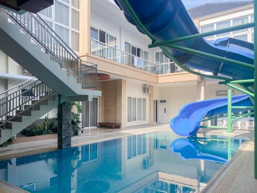 Urbanview Hotel Hakobox Syariah Lampung by RedDoorz
