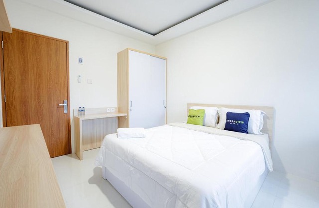 Urbanview Hotel Syariah The Ragunan Residence