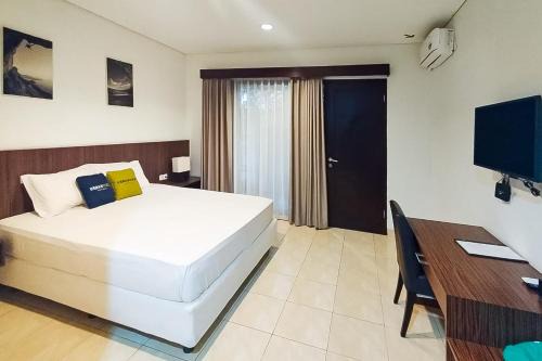 Urbanview near Pasir Angin Hotel