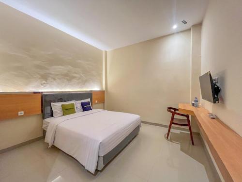 Urbanview near Sunrise Mall Mojokerto