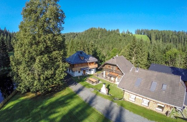Urlaubsalm Kreuth 6 - Alm hut Enzian total (8pax)