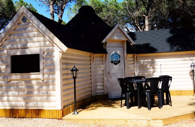 Ushuaïa Villages Camping Figurotta *** - Kota, Nordic bath & Sauna + welcome gift 2 to 5 people - 2 pers. included in the tariff