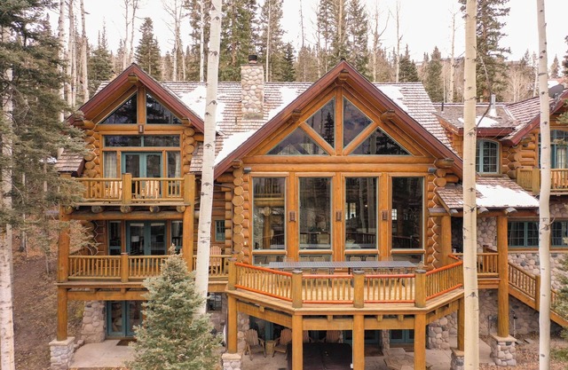 Ute Lodge by Avantstay Cozy Expansive Mountain Home Close to the Slopes!