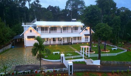 Uthuppan's 3bedroom unit