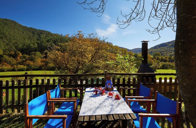 Casa de vacaciones "La Cabana, El Reixac Casa Rural" con vistas a la montaña