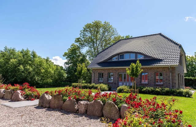 Vacation apartment/apartment for 2 guests with 45m² in Fehmarn OT Bojendorf (295425)
