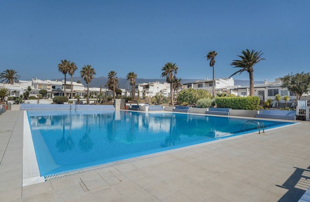 Vacaciones 'Agua Y Sol I' con piscina compartida, terraza privada y Wi-Fi