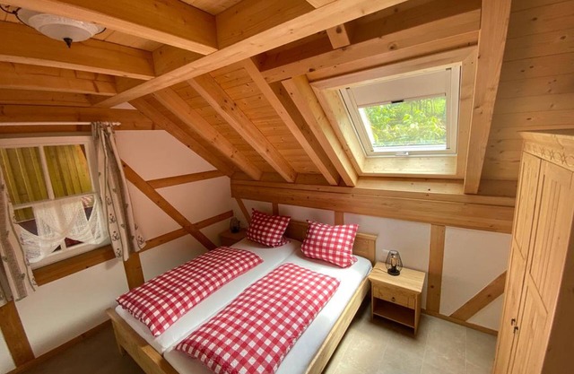 Vacation apartment Kronenhirsch, 63 sqm, 2 bedrooms, balcony, max. 4 persons