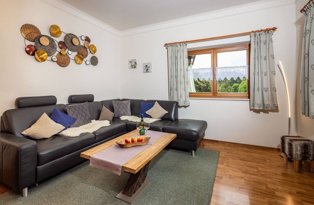 Vacation apartment/apartment for 4 guests with 60m² in Berchtesgaden (167987)