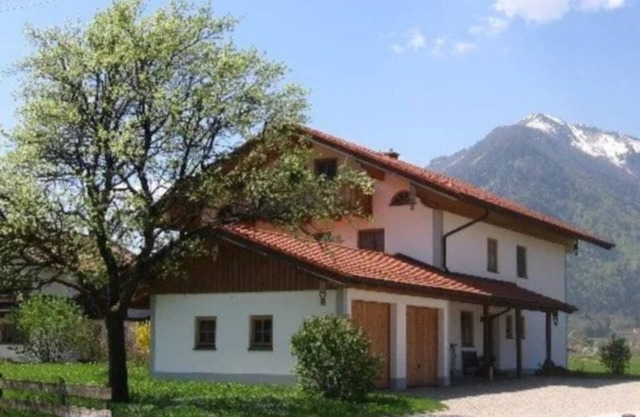 Vacation apartment Hochplatte 50 sqm, 5 persons, 2 bedrooms, balcony