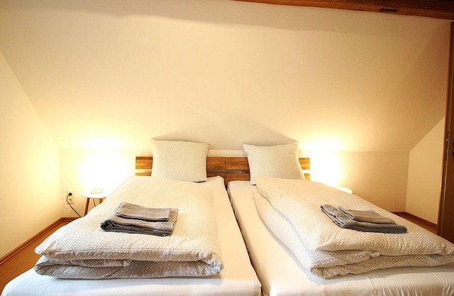 Vacation apartment at the moated castle (2)