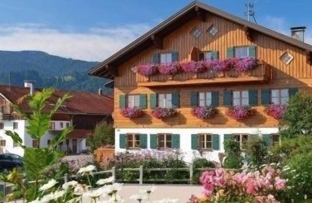 Vacation apartment/apartment for 5 guests with 80m² in Wertach (296592)