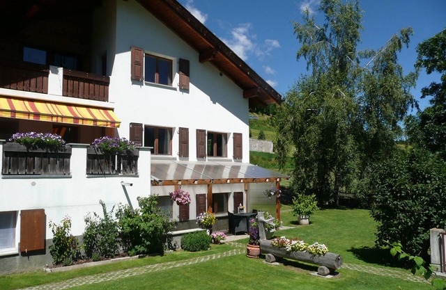 Vacation apartment/apartment for 4 guests with 85m² in Scuol (272411)