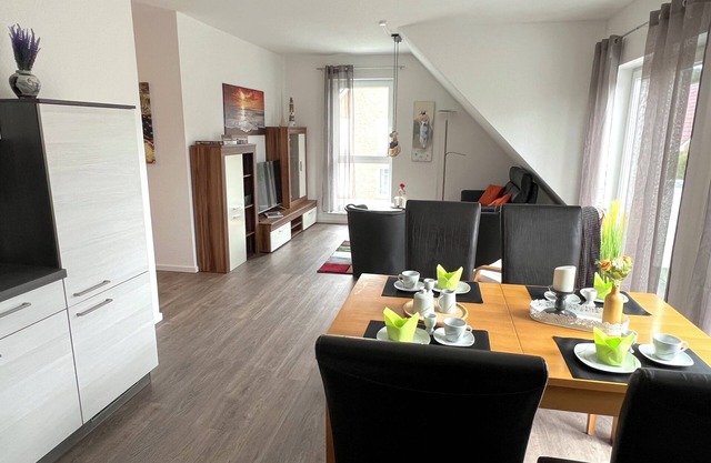 Vacation apartment "Aurora" Papenburg Large balcony EBK New building 74 sqm Free Wifi 2 bedrooms