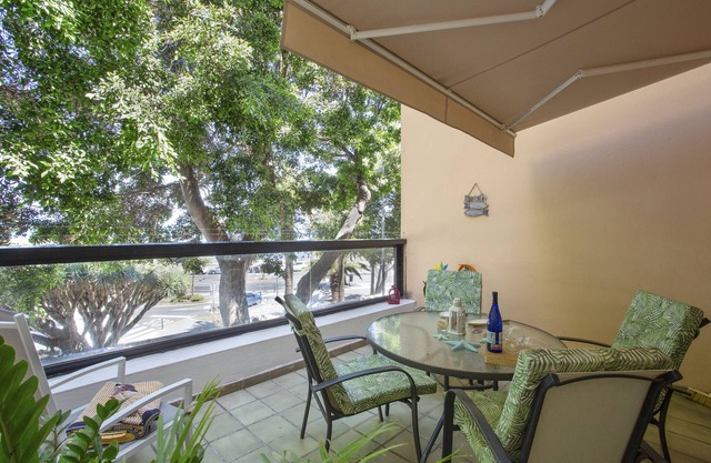Apartamento de vacaciones 'By The Sea' con balcón y Wi-Fi