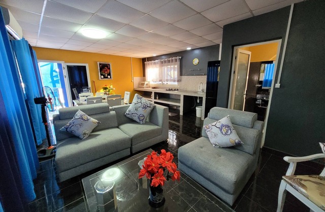 Vacation apartment close to all amenities in Ambtoaloaka