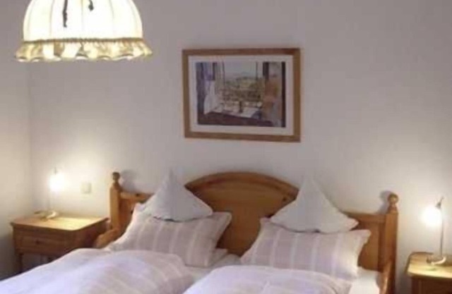 Apartamento en planta baja - casa de huéspedes - Casa Ida