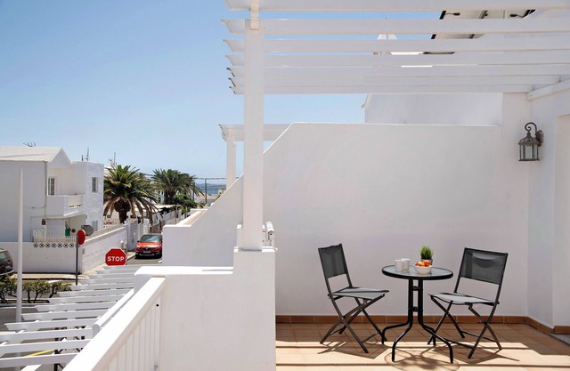 Apartamento de vacaciones 'Casita Sabrina, Seaview Terracer' con terraza privada y Wi-Fi