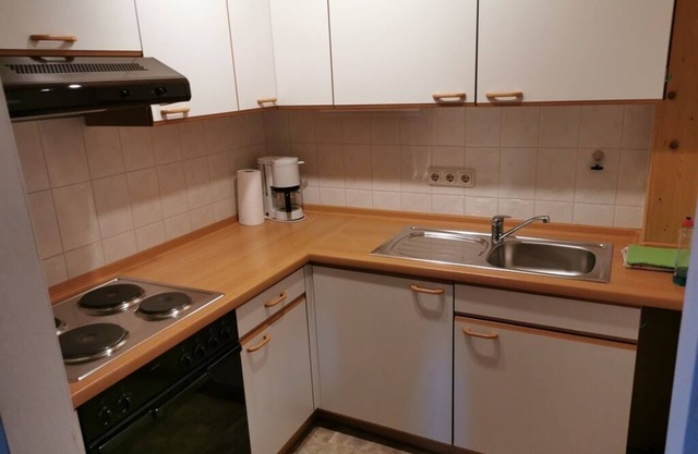 Vacation apartment for 1-4 persons, 32 sqm, eat-in kitchen, 1 sep. Bedroom, balcony