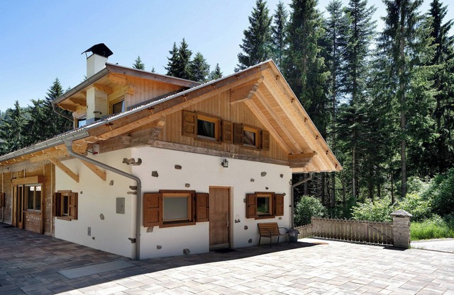 Apartamento "Unterurbanhof Die Eins" con vistas a la montaña, terraza con jardín y sauna