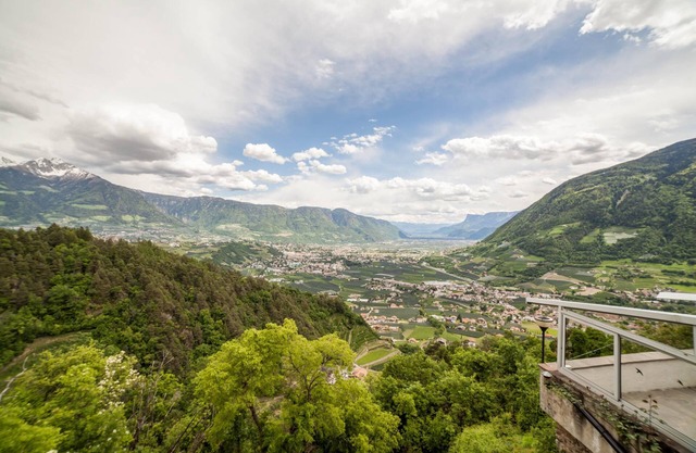 Vacation Apartment "Sofia Klein" with Spectacular Panoramic Mountain View, Wi-Fi, Balcony & Shared Garden; Parking Available on Property