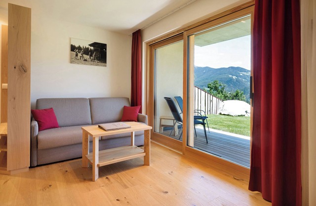 Apartamento de vacaciones "Teutenhofer Kirsche" en la granja con vistas a la montaña y jardín