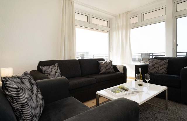 Vacation apartment/apartment for 4 guests with 67m² in Fehmarn OT Staberdorf (294323)