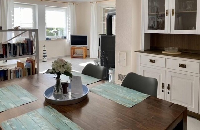 Vacation apartment/apartment for 4 guests with 77m² in Fehmarn OT Wenkendorf (272542)