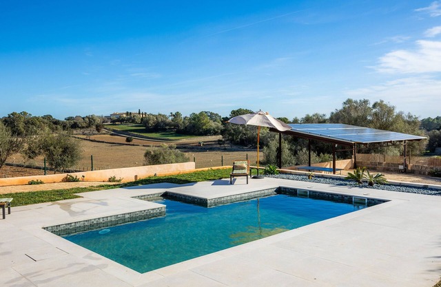 Vacation Home "Villa Xary" with Mountain View, Private Pool & Wi-Fi