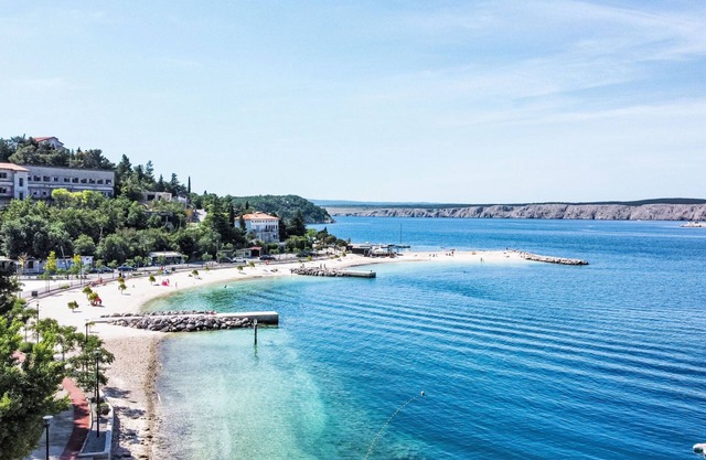 Casa de vacaciones Vlasta en Crikvenica/Jadranovo - 18 personas, 6 dormitorios